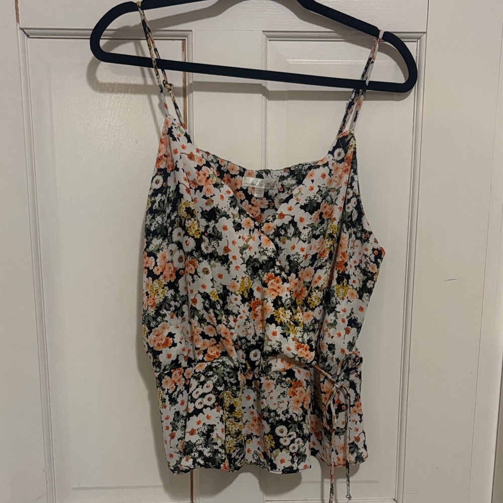 Nine Britton Floral Peplum Tank in Black